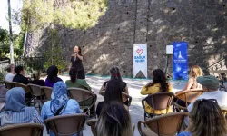 İzmir’de “Bizim Mahalle Sohbetleri” başladı