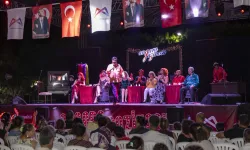 Mersin’de yaz akşamları sanatla şenlendi