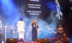 “Müslüm Gürses Şarkıları” unutulmaz bir akşam yaşattı