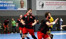 Nilüferli hentbolcular yoluna kayıpsız devam ediyor