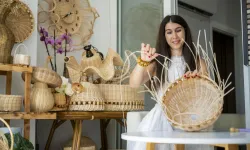 Rattan dokumayla hayatını değiştirdi