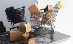 Ticaret satış hacmi yıllık arttı, aylık azaldı