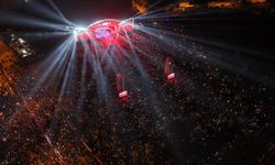 Bursa tek yürek, Yaşasın Cumhuriyet!