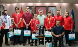 Başkan Oktay Yılmaz, Yıldırımlı sporcuları ağırladı