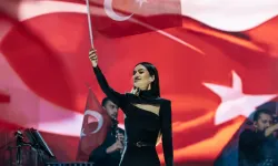 Elif Buse Doğan'dan Tokat'ta Cumhuriyet coşkusu