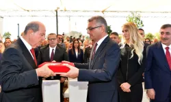 KKTC'de devir teslim tamam!