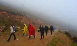 Sakarya'da 16 km boyunca durmadan yürüdüler