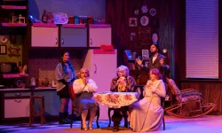 Adanalılar, 'Üç Jokerli Konken'i' keyifle izledi