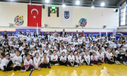 Ankara Büyükşehir'den 'Voleybolcu Fabrikası'na destek