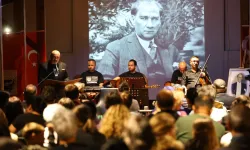 Atatürk, Efes Selçuk'ta şarkılar ve şiirlerle anıldı