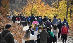 Balıkesir'de Öğretmenler Günü doğa yürüyüşüyle kutlandı