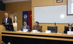 'Bir Şehir İki Çınar' sempozyumunun ilk oturumu Faik Baysal oldu