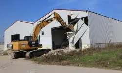 Bursa Nilüfer'de imara aykırı iki yapıya yıkım!