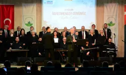 Bursa Osmangazi'de eğitimcilere anlamlı kutlama