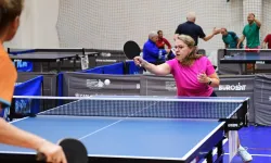 Bursa Osmangazi'de veteran sporcular final için ter döktü