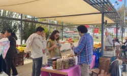 Efes Tarlası'nda üretici de tüketici de memnun