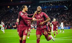 Victor Osimhen hetrik yaptı! Ajax evinde yıkıldı