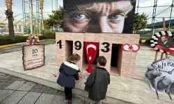 İstanbul Bakırköy 10 Kasım'da Ata'sını andı