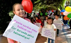 İzmir Bornova'da çocuklardan renkli etkinlik