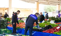 İzmir Narlıdere pazarında kapsamlı denetim