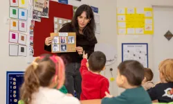 İzmir'de duygulandıran öğretmenlik hikâyesi... Eğitim gördüğü anaokuluna 25 yıl öğretmen oldu