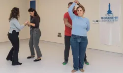 İzmir'de görme engellilere 'dansla terapi'