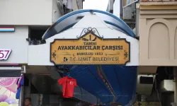 İzmit'te Tarihi Ayakkabıcılar Çarşısı'nın çatısı yenileniyor
