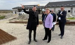 Koaceli İzmit'te Dost Pati Yaşam Alanı çalışmaları hızla sürüyor