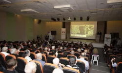 Mersin'de 'Denizle Bütünleşen Kent Vizyonu' konferansta masaya yatırıldı