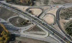 Sabancı-Ankara Bulvarı Kavşağı yeniden hizmete açıldı