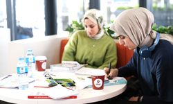 Bursa'da Gençler Genç Kafe’nin Müdavimi Oldu