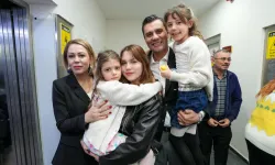 Ferdi Zeyrek Vakfı'ndan kırsaldaki çocuklara 'kışlık kıyafet' desteği