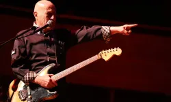 Fuat Güner İzmir sahnesindeydi