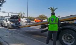 İzmir Büyükşehir'den trafiğe anında müdahale