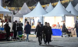 İzmir'de Kültürpark'a yeni yıl ruhu geldi