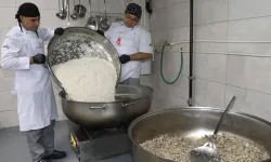 Manisa Şehzadeler Aşevi, 2025'te de vatandaşa sıcak aş ulaştırdı