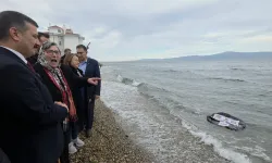Pakize Anne'den Mudanya'da denize siyah çelenk!