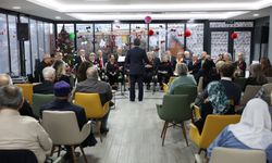 Bursa Nilüfer’de yaşlılar yeni yılı coşkuyla karşıladı