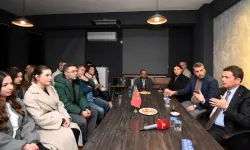 Bursa Osmangazi'de Başkan Aydın'dan gençlere güçlü destek