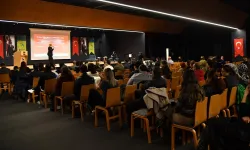 İstanbul Beylikdüzü'nde 'şiddetle mücadele' konuşuldu