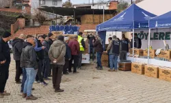 İzmir Büyükşehir'den afetzede arıcılara 'can suyu' katkısı