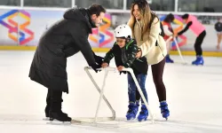 İzmir Büyükşehir'den öğrencilere yarıyılda buz pisti müjdesi