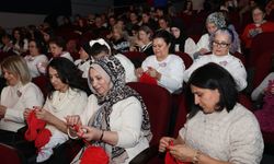 Bursa Nilüfer’de kadınlar iyilik için ilmek attılar