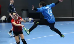 Bursa Büyükşehir Üsküdar'a geçit vermedi