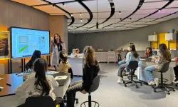 Bursa Osmangazi'den kadın ve kız çocuklarına bilim yolculuğu