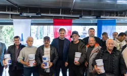 İzmir'de küçük ölçekli balıkçıya dayanışma eli