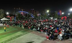 Bursa'da dev ekranda milli coşku