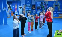 Antalya'da minikler sporla öğreniyor