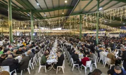 Başkan Seçer Tarsuslularla iftar sofrasında buluştu