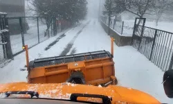 Bursa Osmangazi'de bayramda karla mücadele
